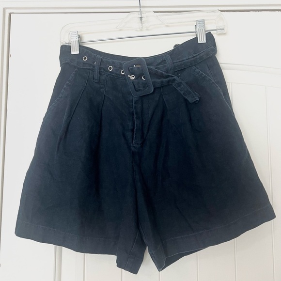 BLANKNYC Set Sail Linen Shorts - Picture 4 of 9